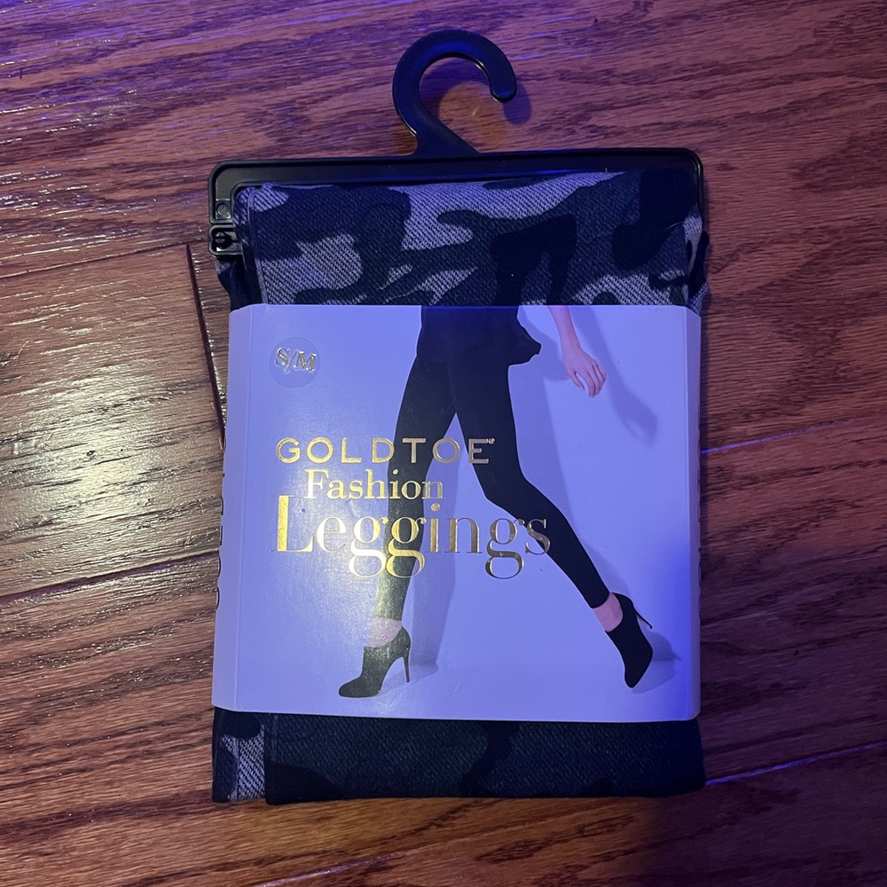 Gold Toe Black and Gray Camouflage Leggings